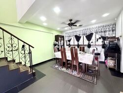 Blk 407 Hong Kah Court (Jurong West), HDB Executive #532464851